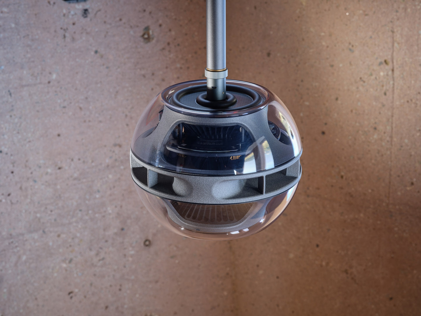 Cell Alpha with Ceiling Mount US (pre-order)